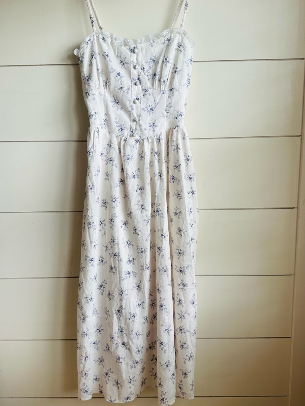 Sleeveless White Floral Midi Dress - Elegant Summer Style